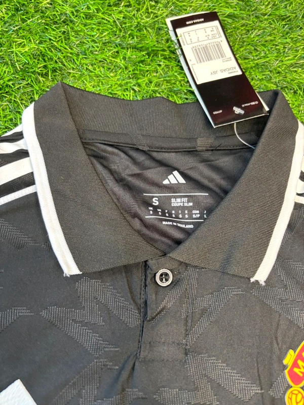 Manchester United Black Special Player Edition - XL