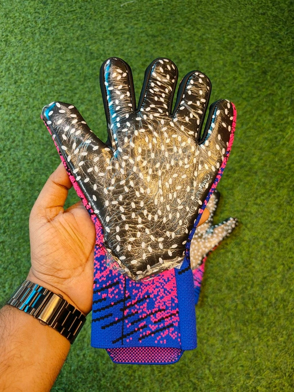 Match Gloves Pink And Blue Colour - 8