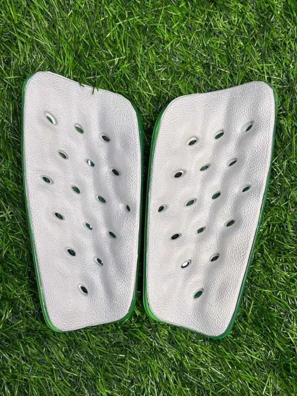 Mercurial Lite CR7 Green Colour Premium Shin Pad