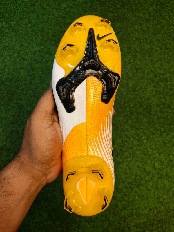 Mercurial Vapor 13 Superfly Yellow Colour Low Ankle - 6