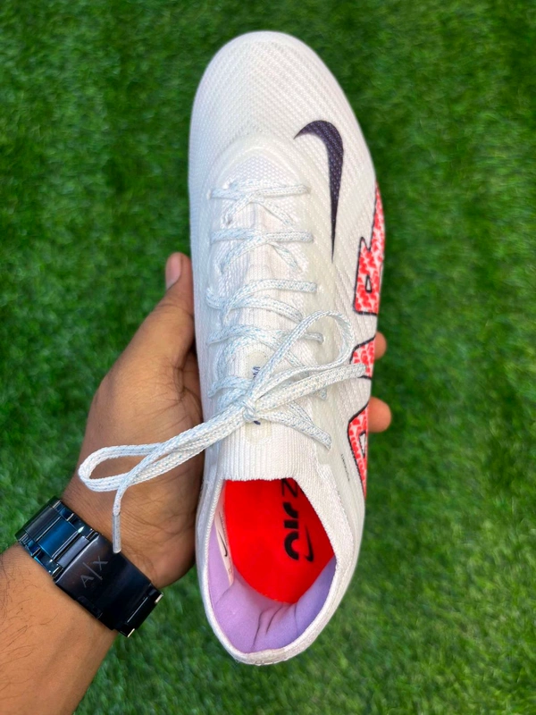 Mercurial Vapor 15 Elite FG Low-Top With Lace - 6