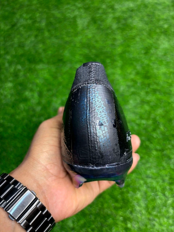 Mercurial Vapor 16 Black Colour With Lace Special - 7