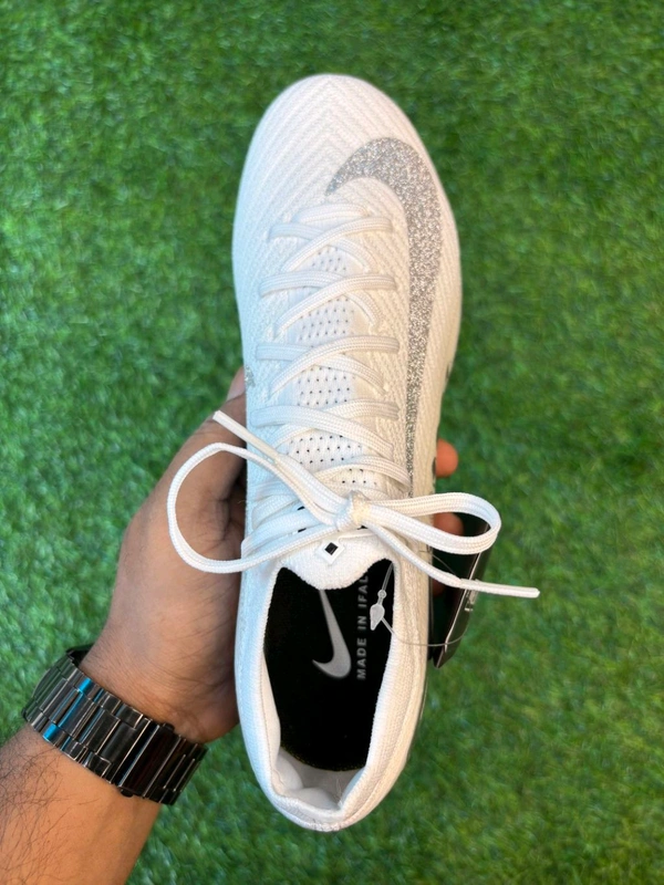 Mercurial Vapor 16 White & Silver Low-top FG(VINI JR) - 7.5