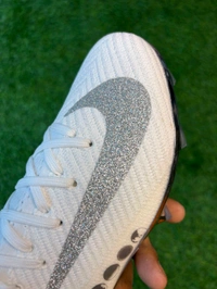 Mercurial Vapor 16 White & Silver Low-top FG(VINI JR) - 7.5