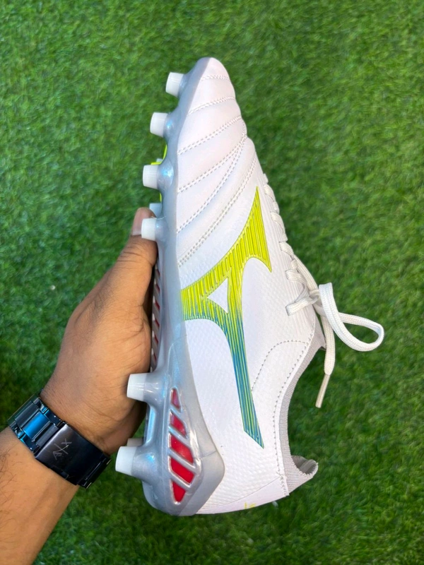 Mizuno Neo 3 White And Silver FG With Lace - 7.5
