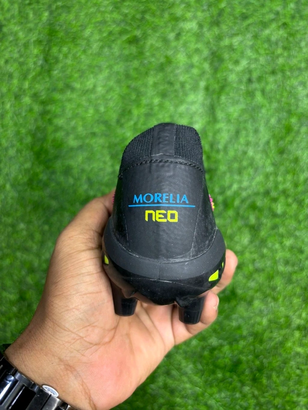 Mizuno Neo Black Colour Low-top FG With Lace - 9