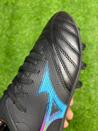 Mizuno Neo Black Colour Low-top FG With Lace - 9