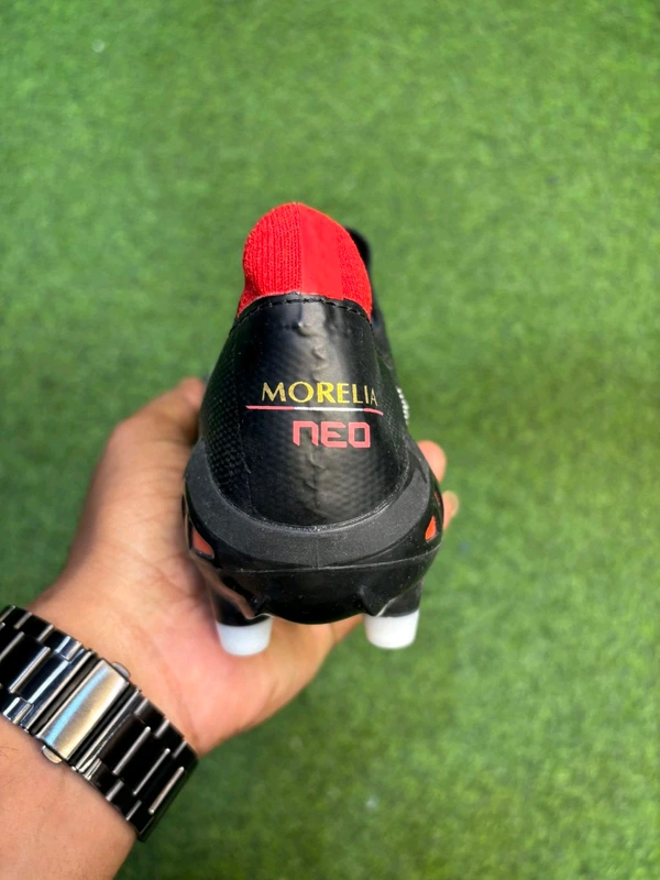 Mizuno Neo Black Colour With Less - 6