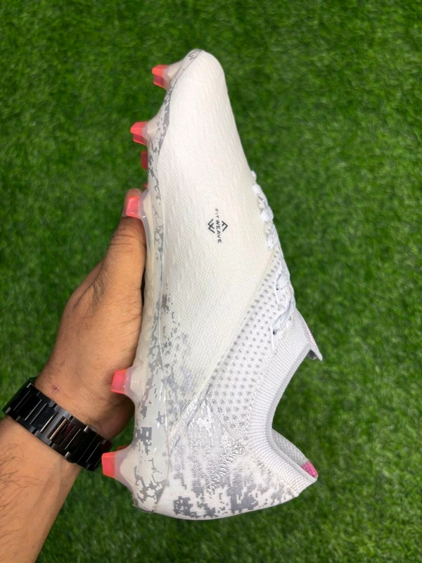 NB Furon V6 Pro White Pink Colour Low-top FG With Lace - 10.5