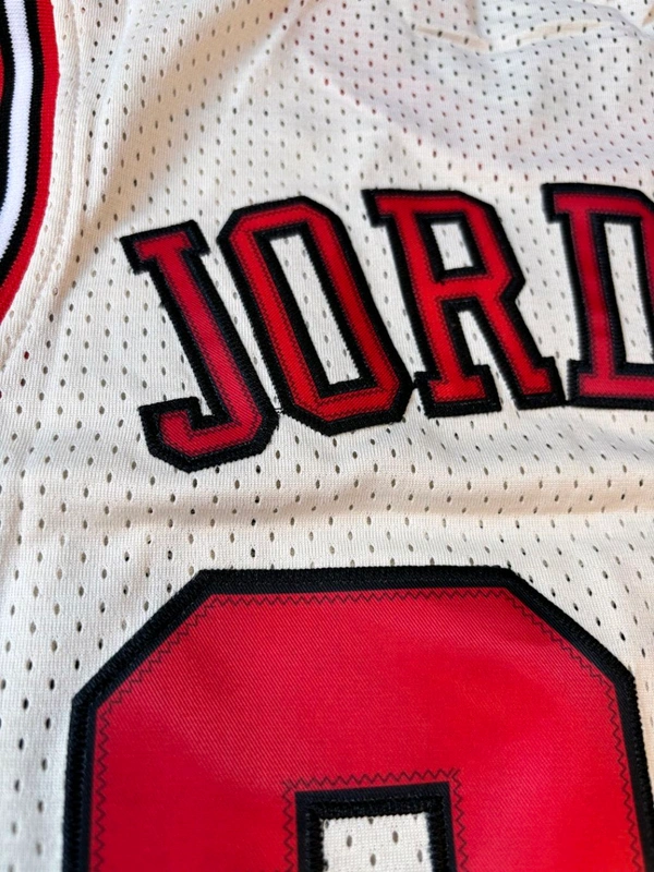 NBA Chicago Bulls White Colour - Jordan 23 - S