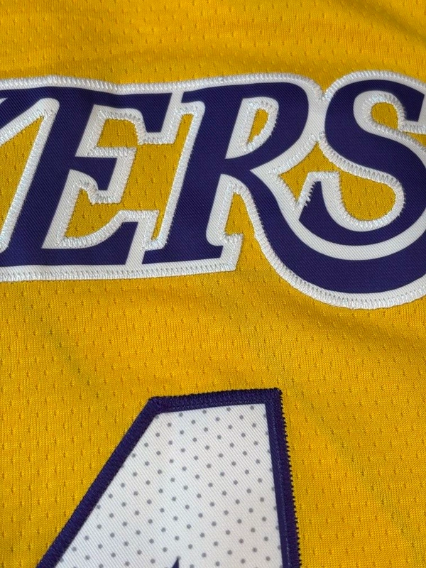 NBA Lakers Yellow Colour - BAYANT 24 - S