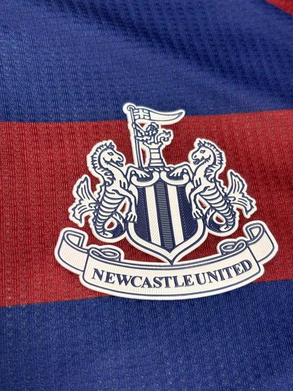 Newcastle United 24/25 Away Player Edition - XXL