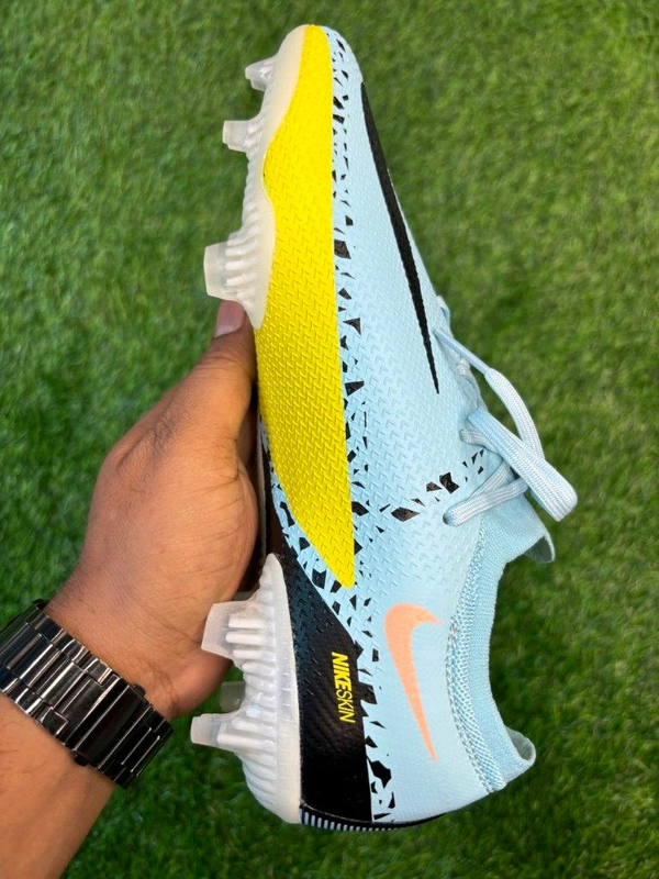 Phantom GT2 Dynamic Fit Sky-blue FG With Lace - 5.5