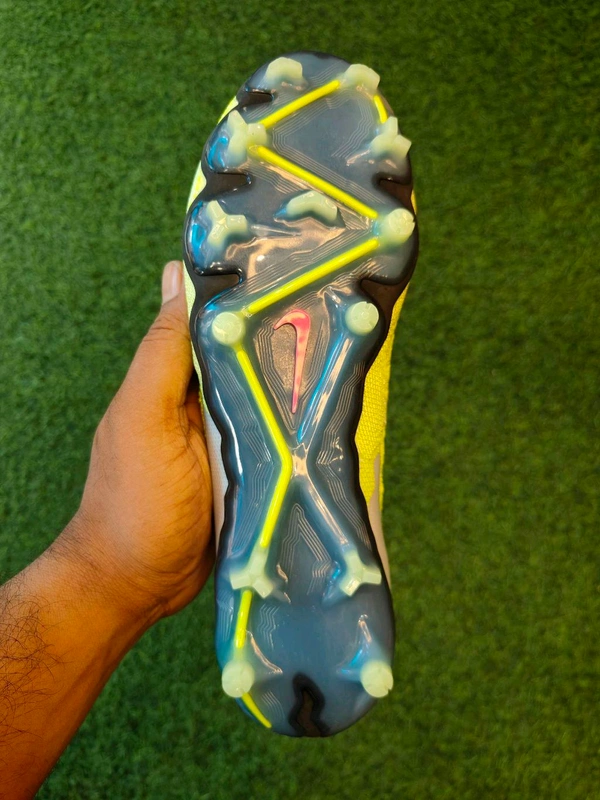 PhantomGX Ghost Lace High Top FG Light Green - 5.5