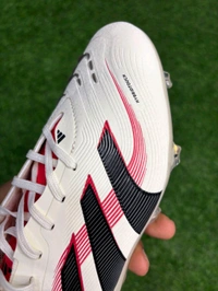 Predator Elite Cream Colour FG Low-top With Lace - 6.5