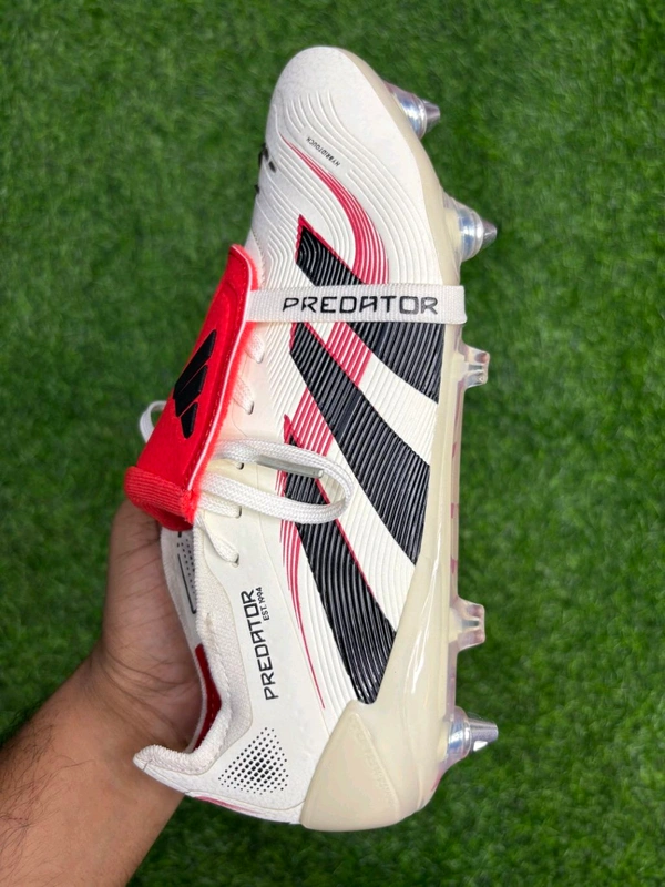 Predator Foldover Elite Cream Colour SG With Lace(Metal Changer) - 6.5