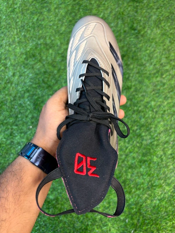 Predator Foldover Elite Grey And Pink FG - 8