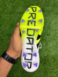 Predator Foldover Elite White Green Colour FG - 9.5