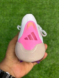 Predator Foldover Elite White Pink Colour FG - 10.5