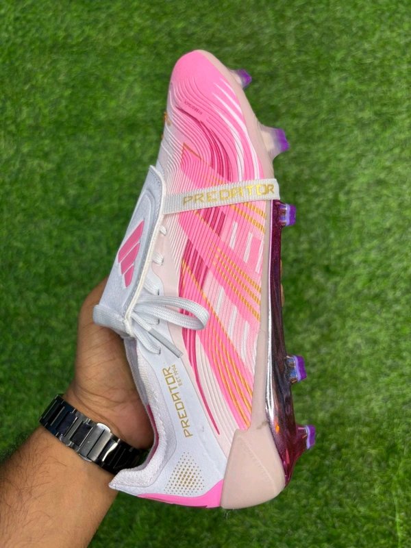Predator Foldover Elite White Pink Colour FG - 6.5