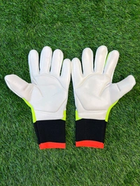Predator Light Green And White GK Gloves - 9