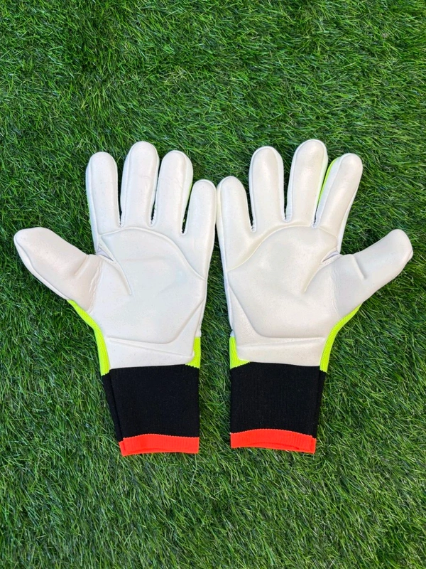Predator Light Green And White GK Gloves - 10