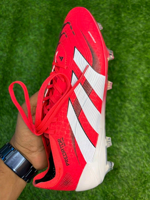 Predator Pro Red FG With Lace - 7.5