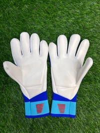 Predator White And Blue GK Gloves - 8