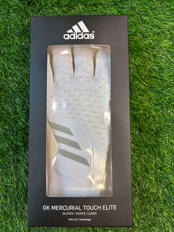 Predator White GK Gloves - 9