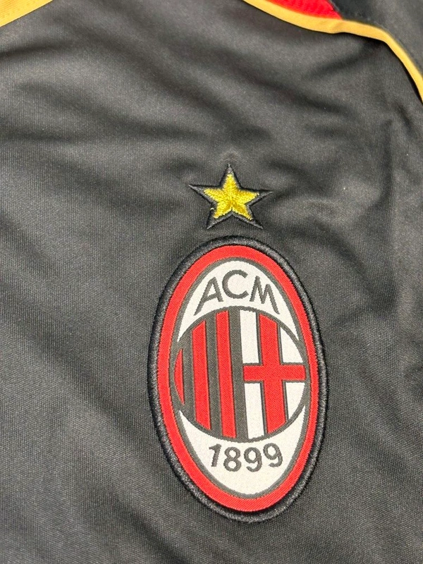 Retro AC Milan 2006-07 3rd Kit Half Sleeve - S