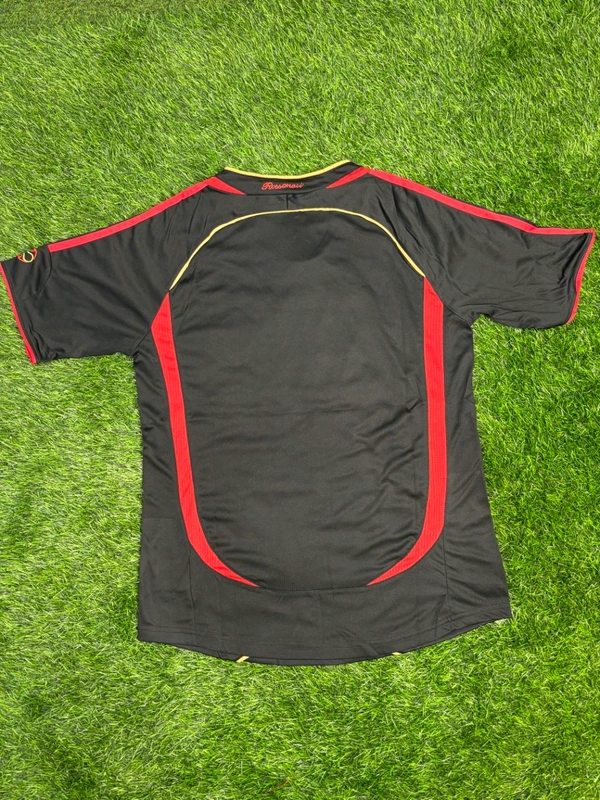Retro AC Milan 2006-07 3rd Kit Half Sleeve - S