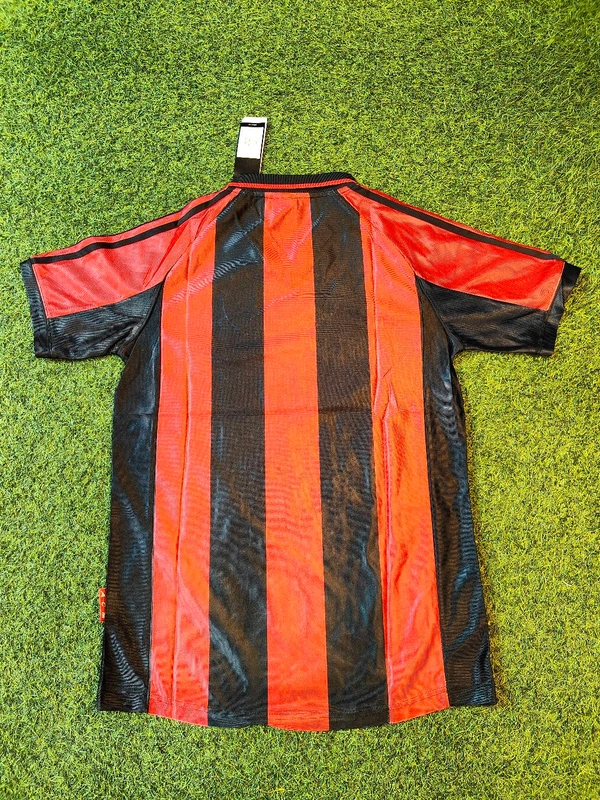 Retro AC Milan Home 1998-99 Half Sleeve - S