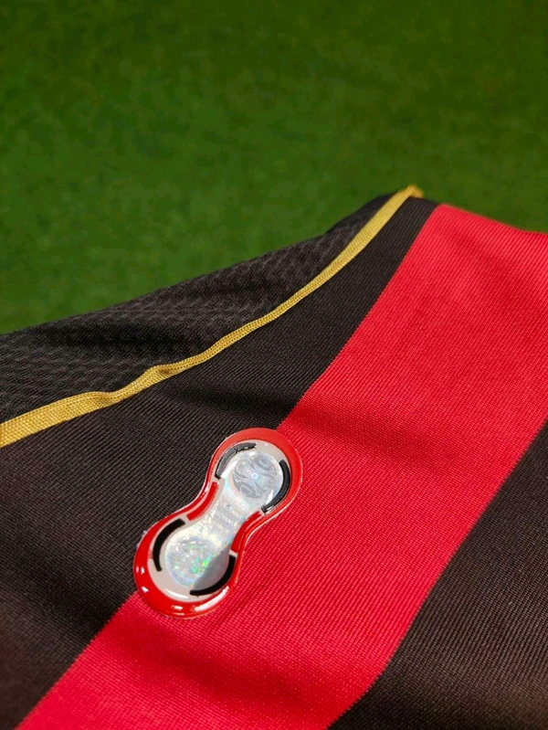 Retro AC Milan Home 2006-07 Half Sleeve - M