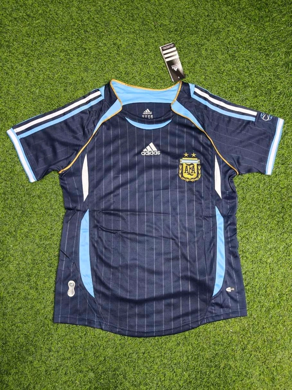 Retro Argentina 2006 Away Jersey - M