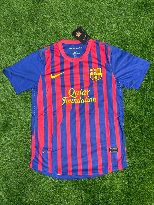 Retro Barcelona 2011-12 Home Half Sleeve - XL