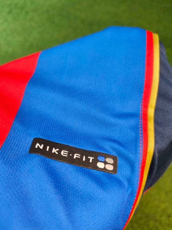 Retro Barcelona Home 2001-02 Half Sleeve - S