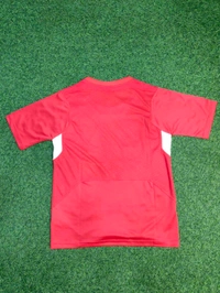 Retro Liverpool 2005 Home Half Sleeve - M