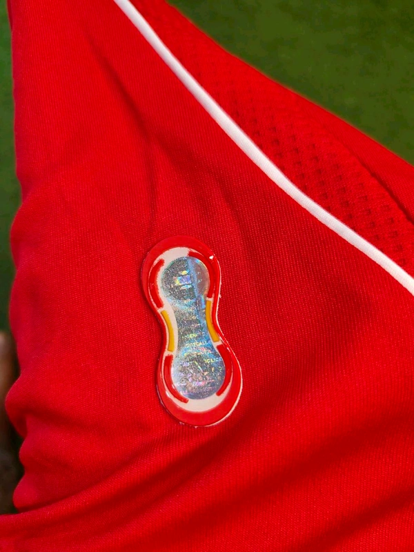 Retro Liverpool Fc 1995-96 Home Jersey - M