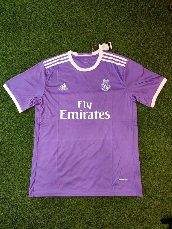 Retro Madrid 16/17 Away Jersey - L
