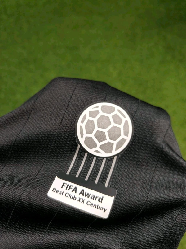 Retro Madrid 2006-07 Away Half Sleeve - L