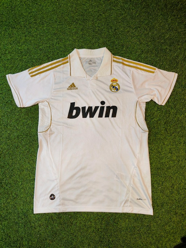 Retro Madrid 2011-12 Home Bwin Jersey - M