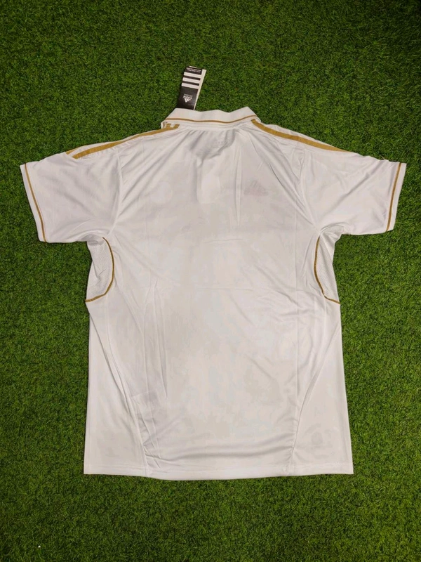 Retro Madrid 2011-12 Home Half Sleeve - M