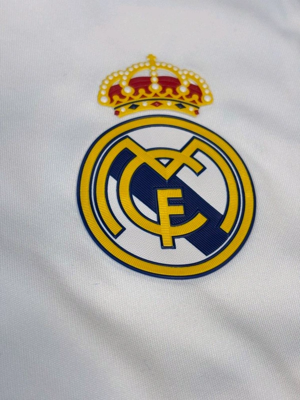 Retro Madrid 2011-12 Home Kit bwin Full Sleeve - XL