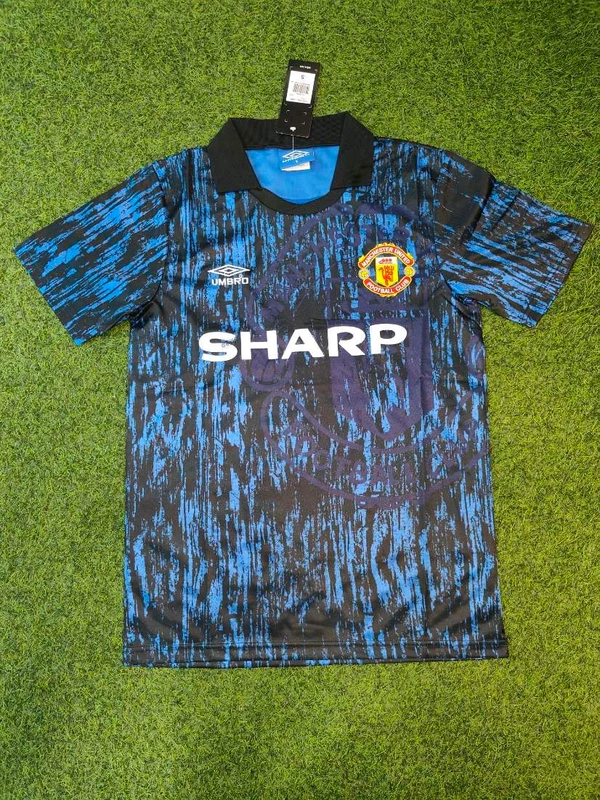 Retro Manchester United 1992-93 Away Kit Half Sleeve - S