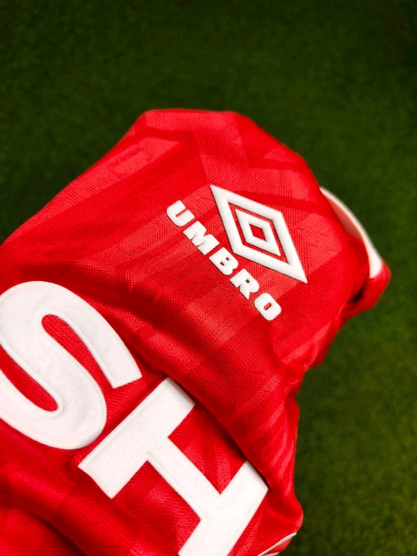 Retro Manchester United 1992-94 Home Half Sleeve - XL