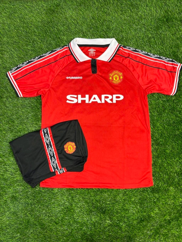 Retro Manchester United 1998-99 Home Half Sleeve With Short - L