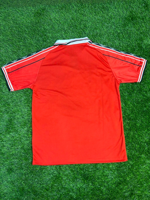 Retro Manchester United 1998-99 Home Half Sleeve With Short - L