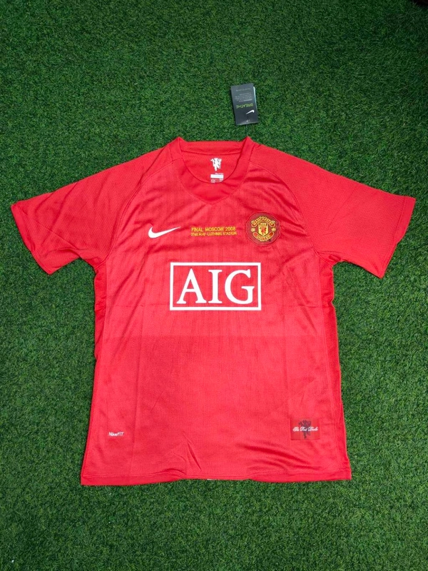 Retro Manchester United 2008-09 Home Half Sleeve - M