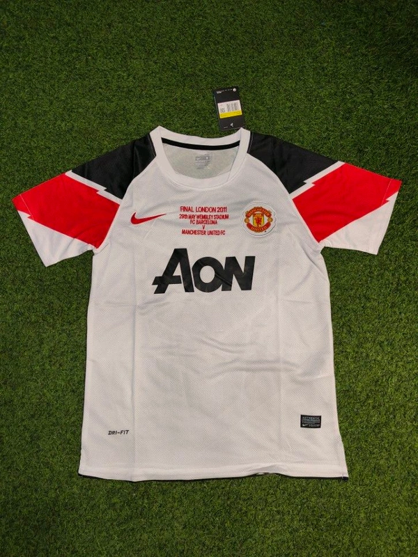 Retro Manchester United 2011-12 Champions League Final Jersey - S