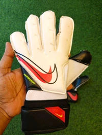 Vapor Acc Goalkeeper White Colour Match Gloves - 8